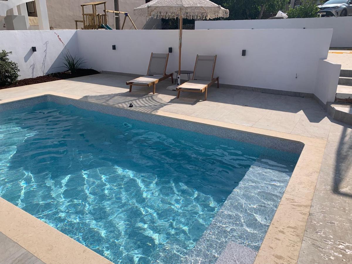 Mangata Suites Homes With Private Pools Szpartohóri Kültér fotó